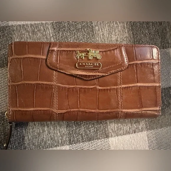 Authentic Coach Vintage Toffee Croc Embossed Wallet! NWT - Picture 1 of 5